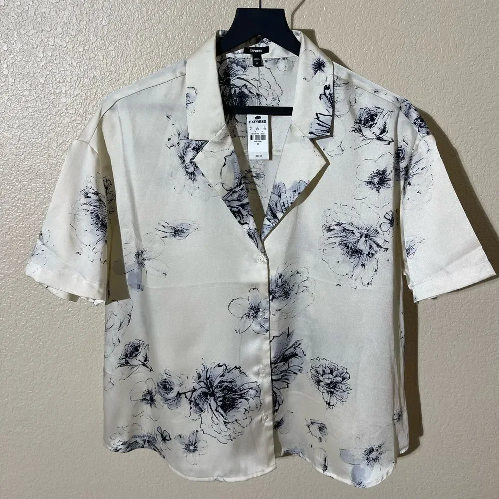 Sold  - Picture 2 of 8